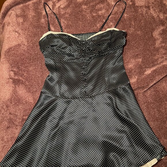 Reformation Aritzia Wilfred Ursula Silk Dress Size 8 - Picture 7 of 7